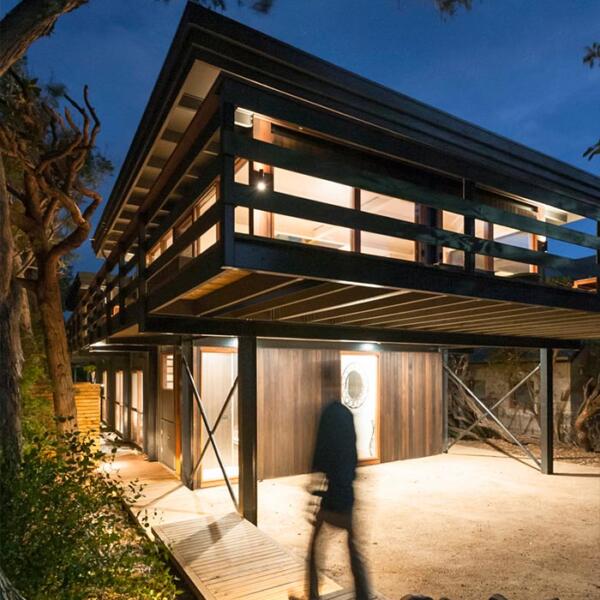 Gleneuse Coastal Home built by Michael Limb Builders in Point Lonsdale