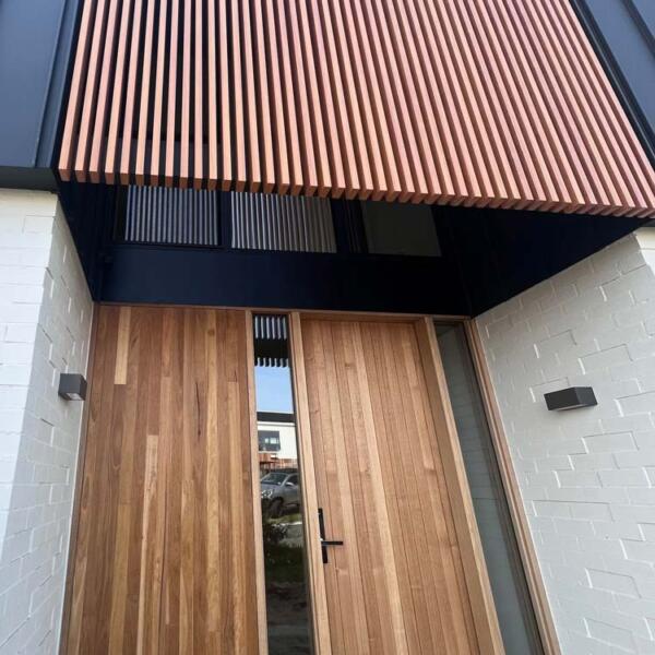 Architectural-homes-front-door-2